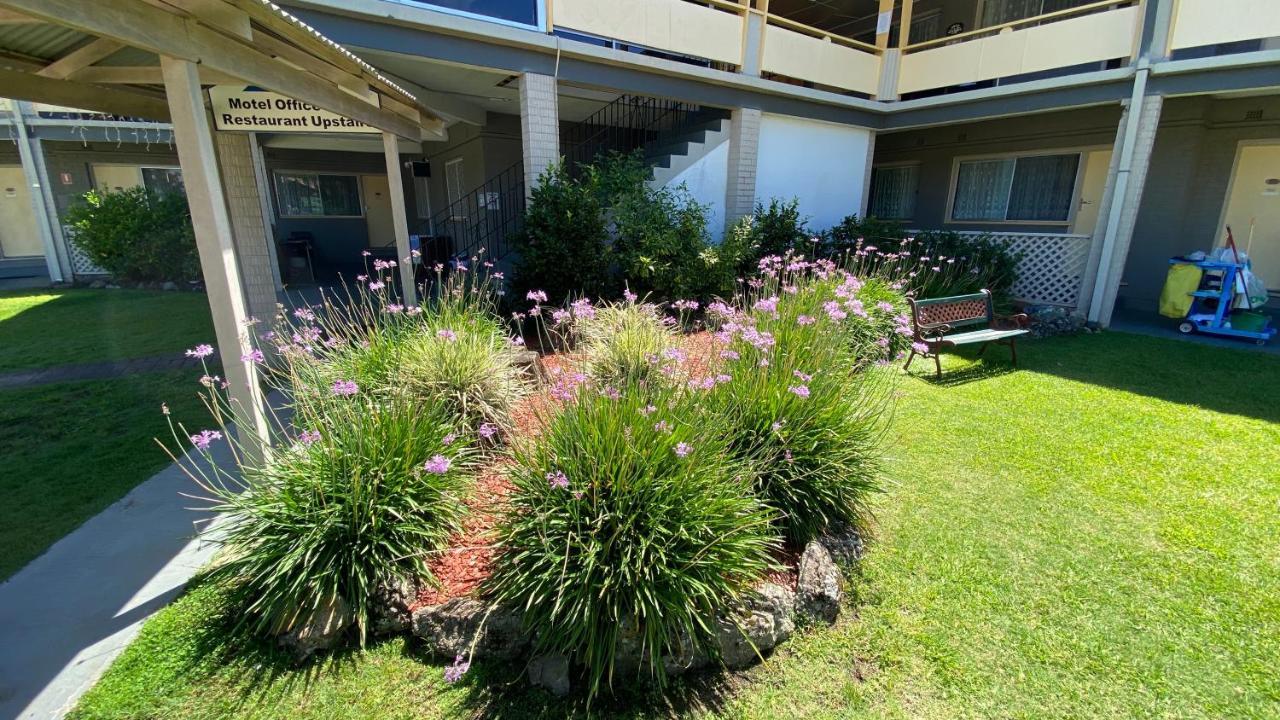 Bucketts Way Motel Gloucester Exterior foto